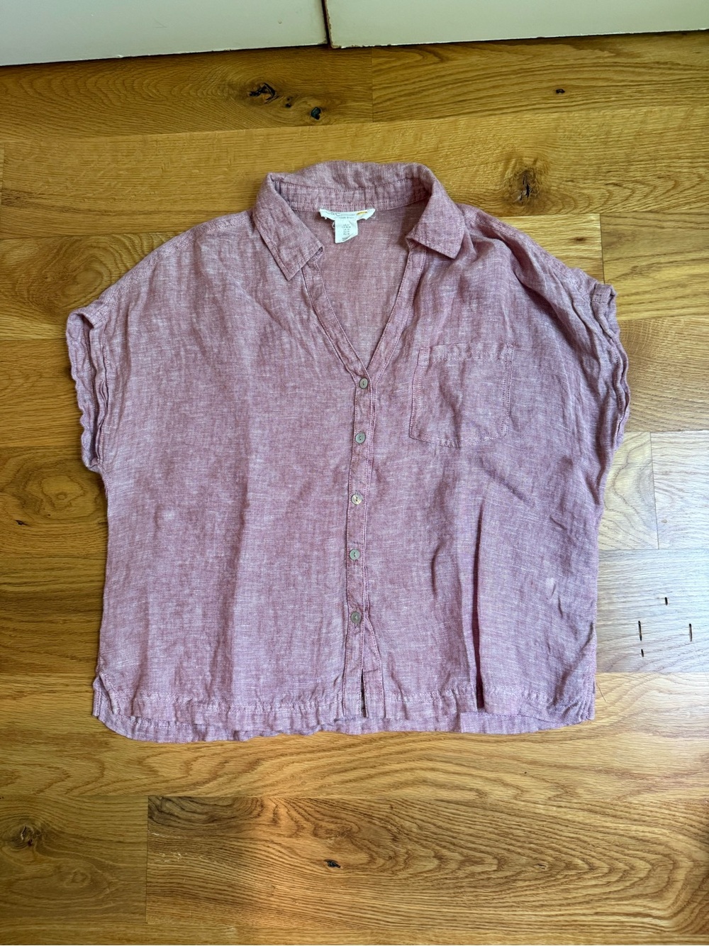 C&C California women’s Light Red Linen Button-Up Short Sleeve Top